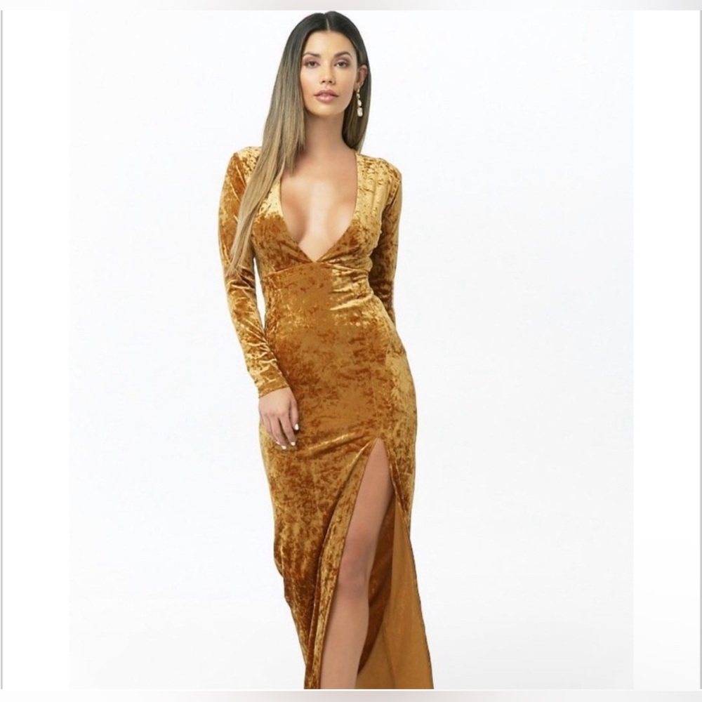 Holiday Velvet Amber Dress